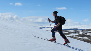 Håkon på vei mot Falketind