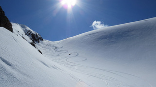 Nydelig i bekkedalen ned fra Gullfjellshalsen