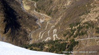 Utsikt fra Blåfjellet ned i Ardalen