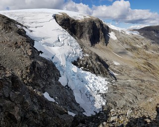 Brefall på Fresvikbreen