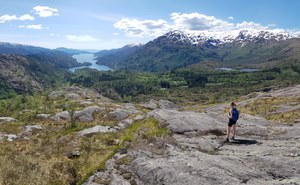 På vei opp til Holdhusfjellet.
