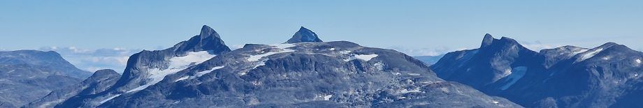 Stølsnostinden, Falketind og Hjelledalstinden